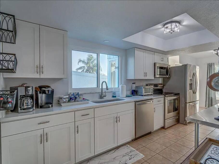 Lakefront Duplex With Pontoon Boat 2 Bedroom Home Mount Dora Exterior photo