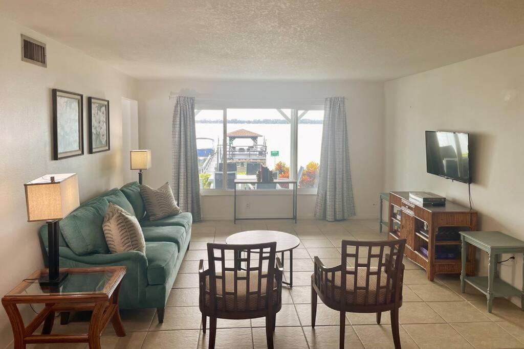 Lakefront Duplex With Pontoon Boat 2 Bedroom Home Mount Dora Exterior photo